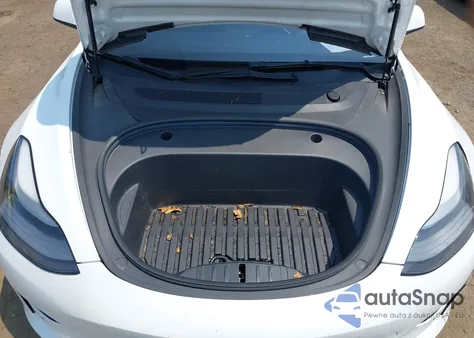 2022 Tesla Model 3 Rear-Wheel Drive from USA, damaged, VIN 5YJ3E1EA9NF122211